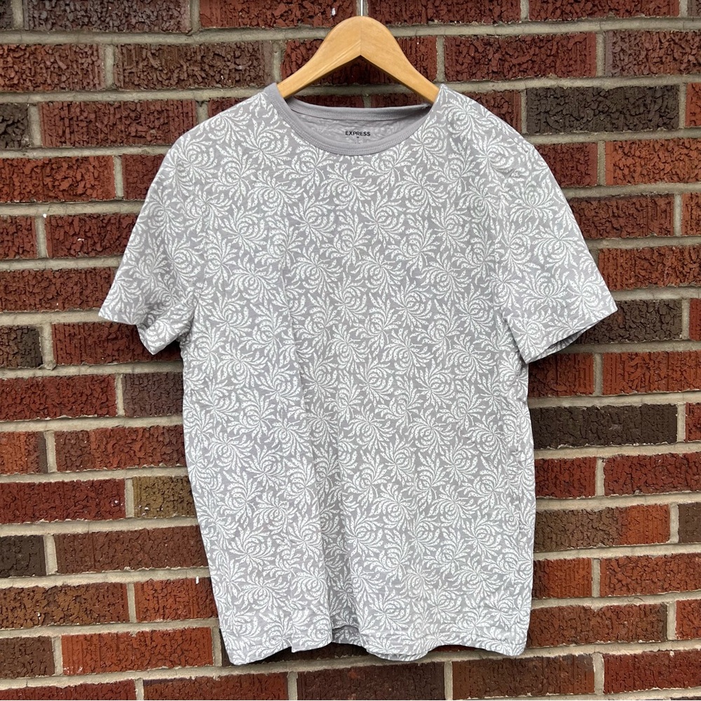 Express Light Gray And White Patterned Crewneck S… - image 2